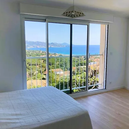 Villa Avec Grande Terrasse Vue